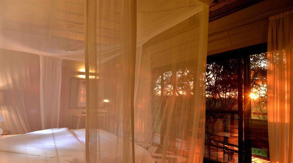 Victoria Falls Safari Suites Zewnętrze zdjęcie