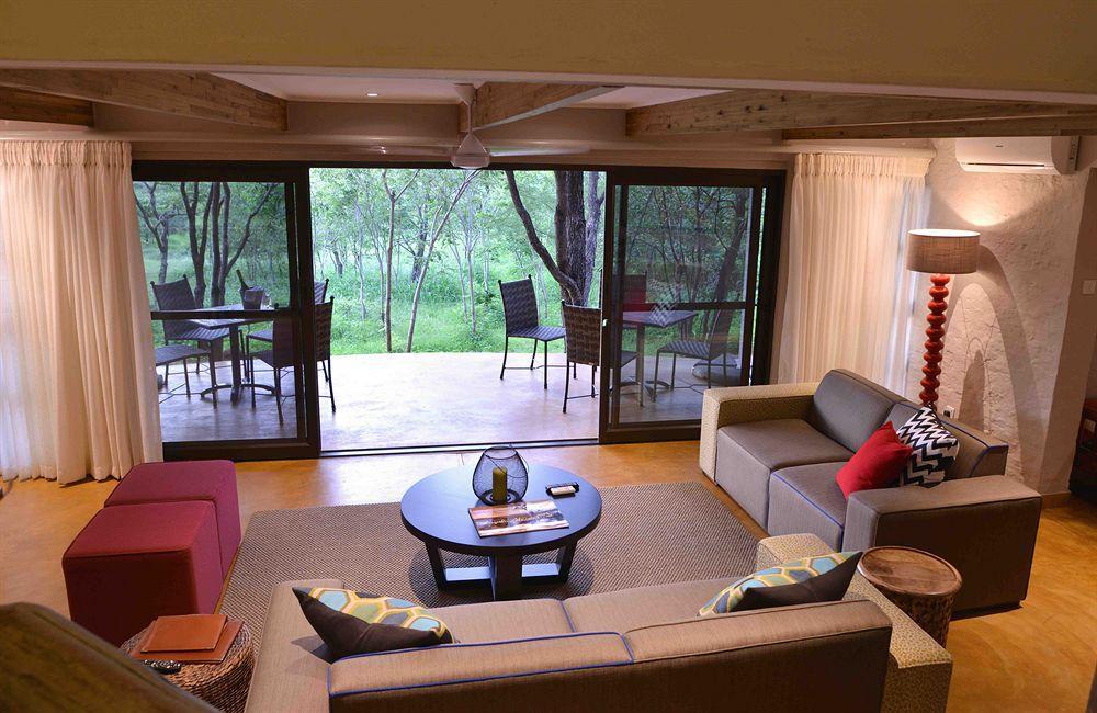 Victoria Falls Safari Suites Zewnętrze zdjęcie