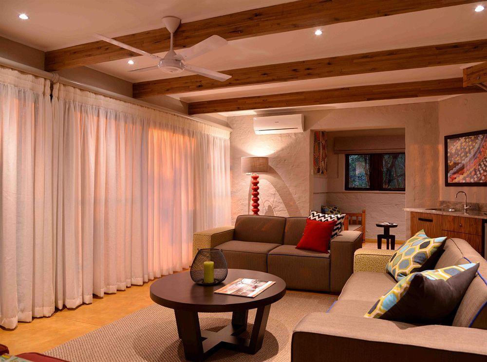 Victoria Falls Safari Suites Zewnętrze zdjęcie