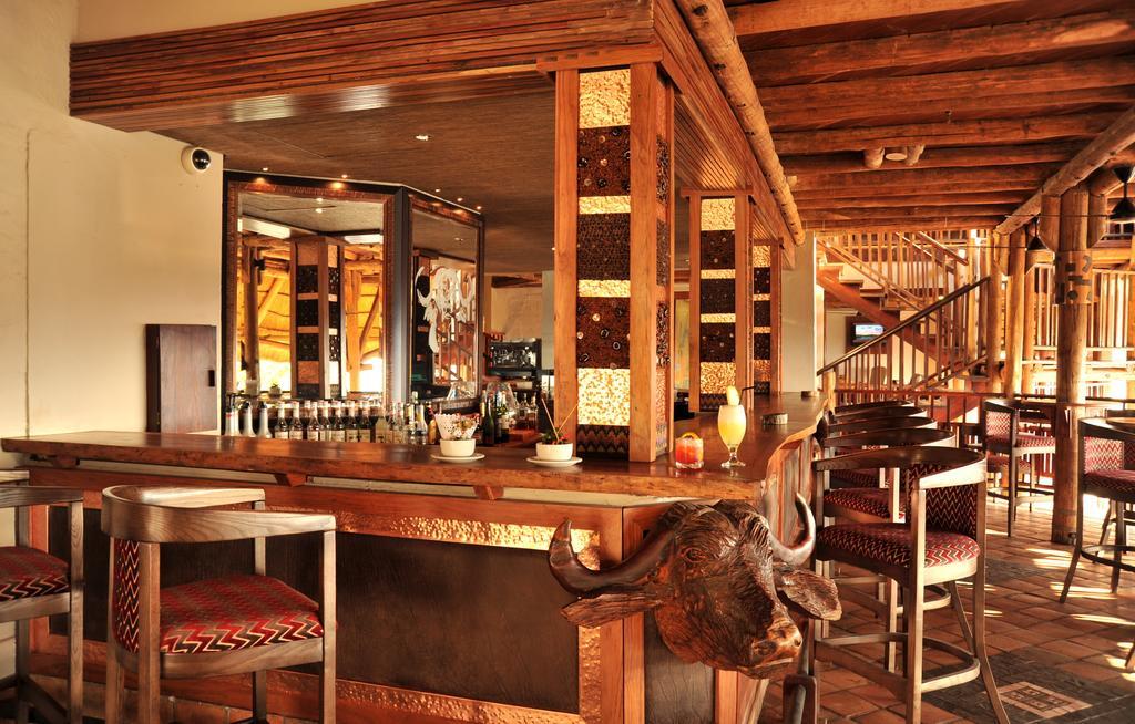 Victoria Falls Safari Suites Zewnętrze zdjęcie
