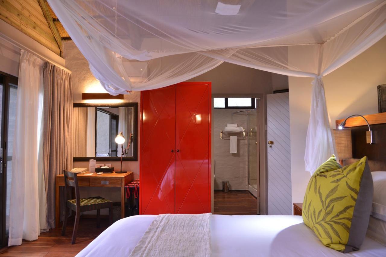 Victoria Falls Safari Suites Pokój zdjęcie